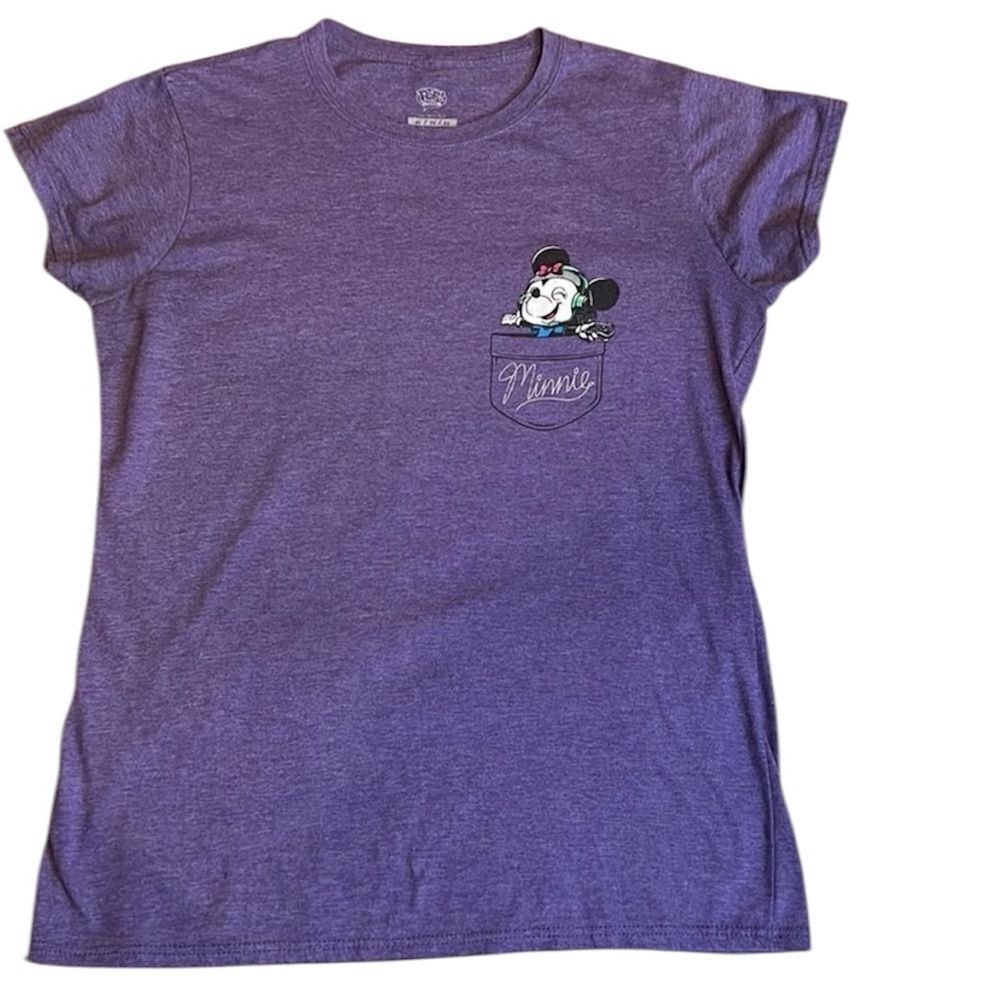 Disney Minnie gamer says size XL (seems smaller) short sleeve purple T-shirt EUC